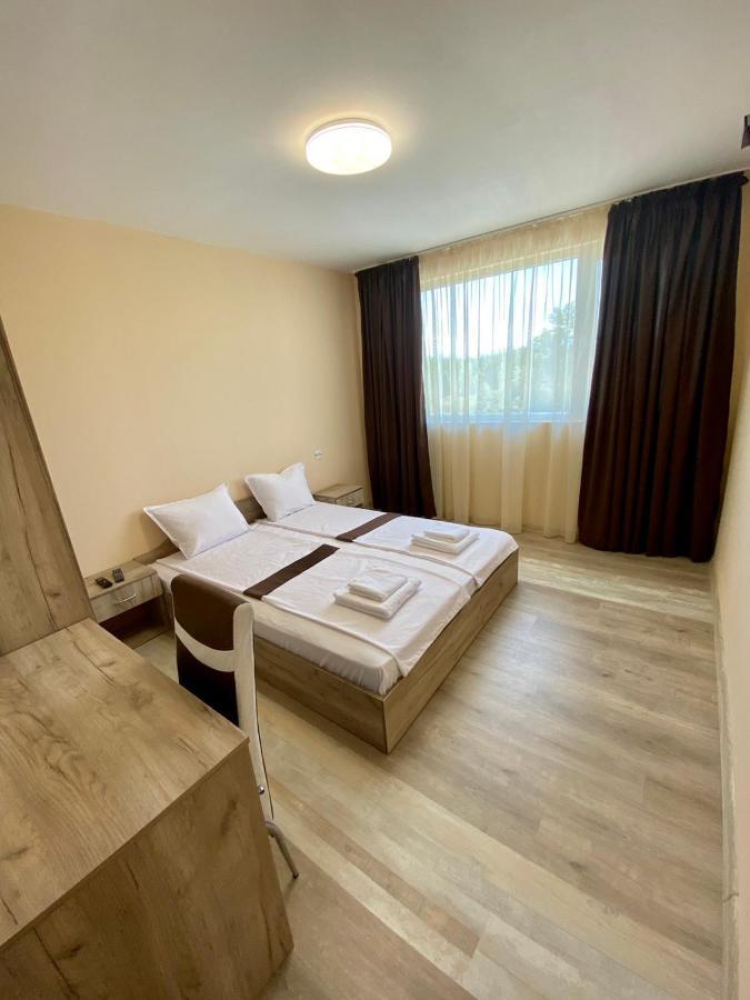 Hotel Sunrise Kalekovets Bagian luar foto