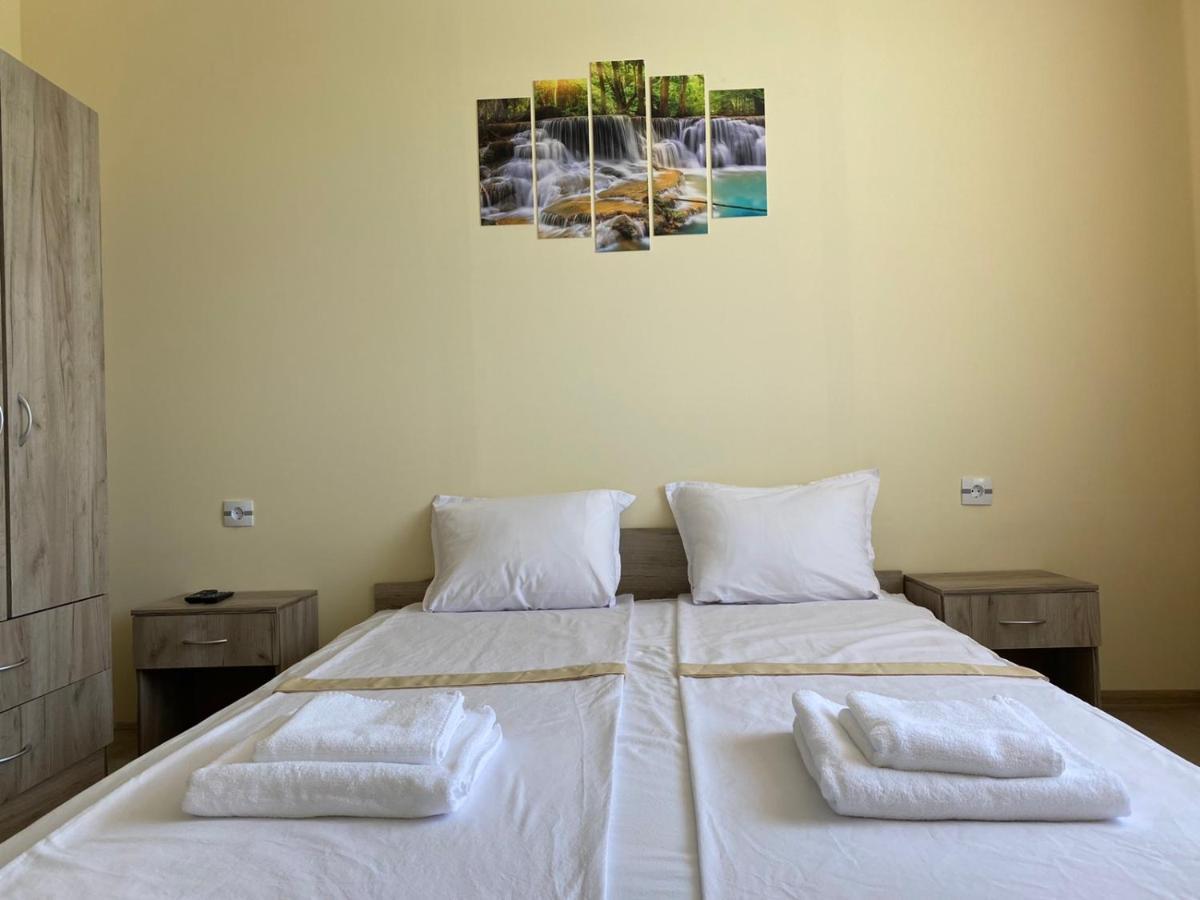 Hotel Sunrise Kalekovets Bagian luar foto