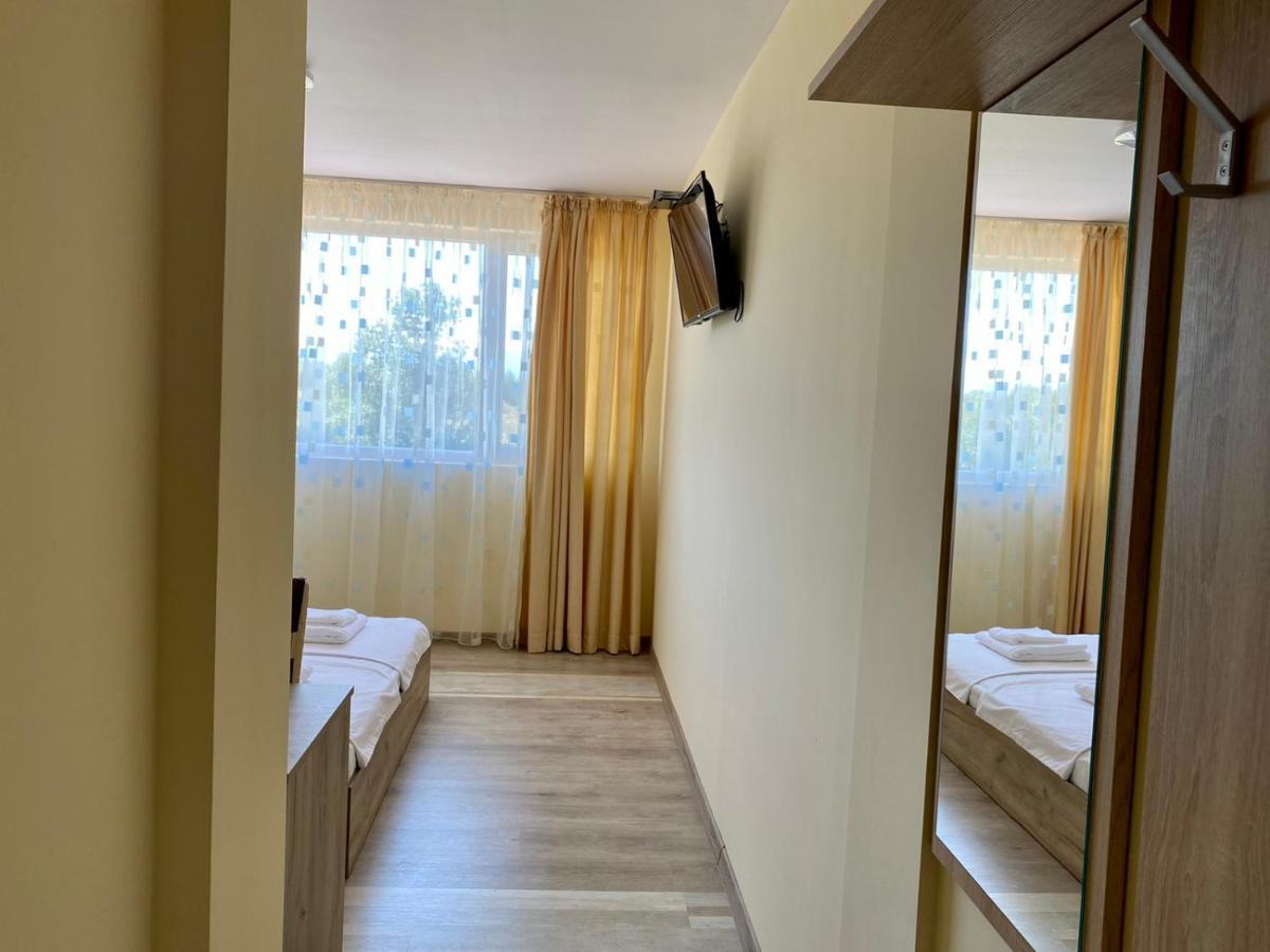 Hotel Sunrise Kalekovets Bagian luar foto
