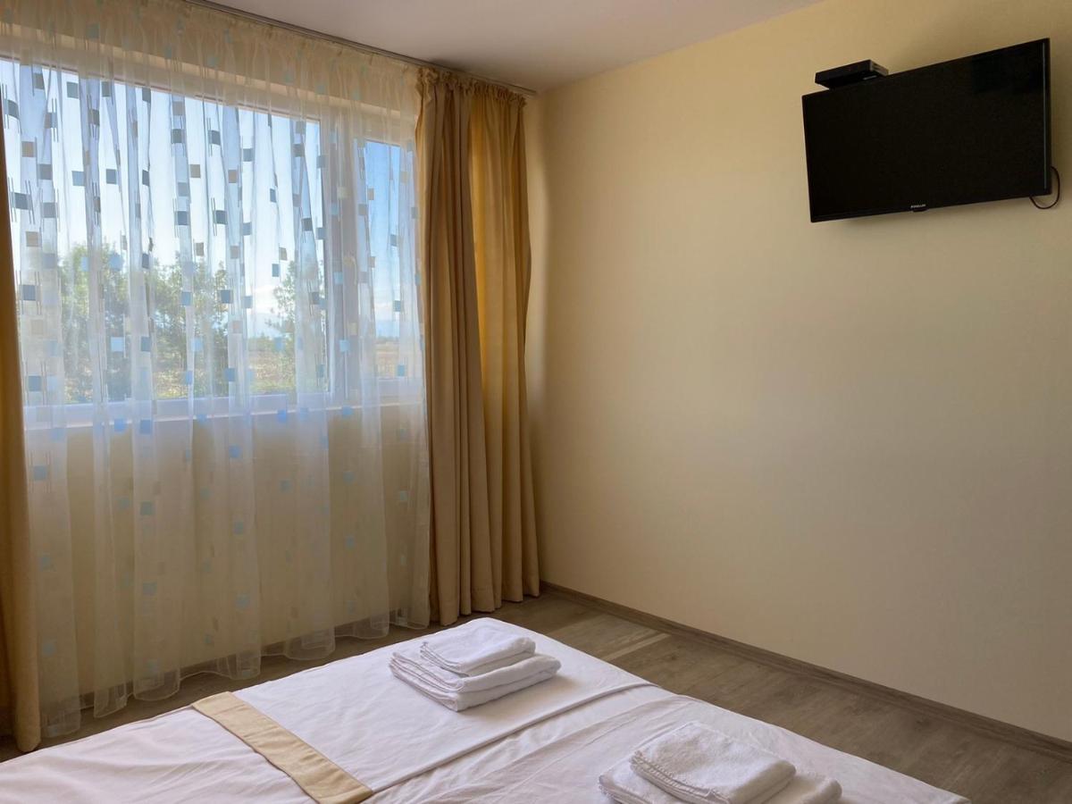 Hotel Sunrise Kalekovets Bagian luar foto