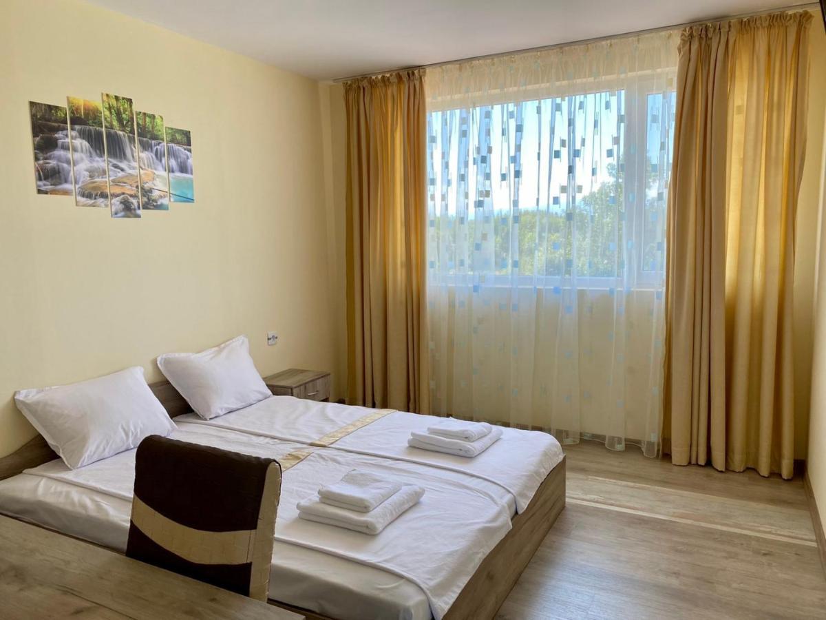 Hotel Sunrise Kalekovets Bagian luar foto